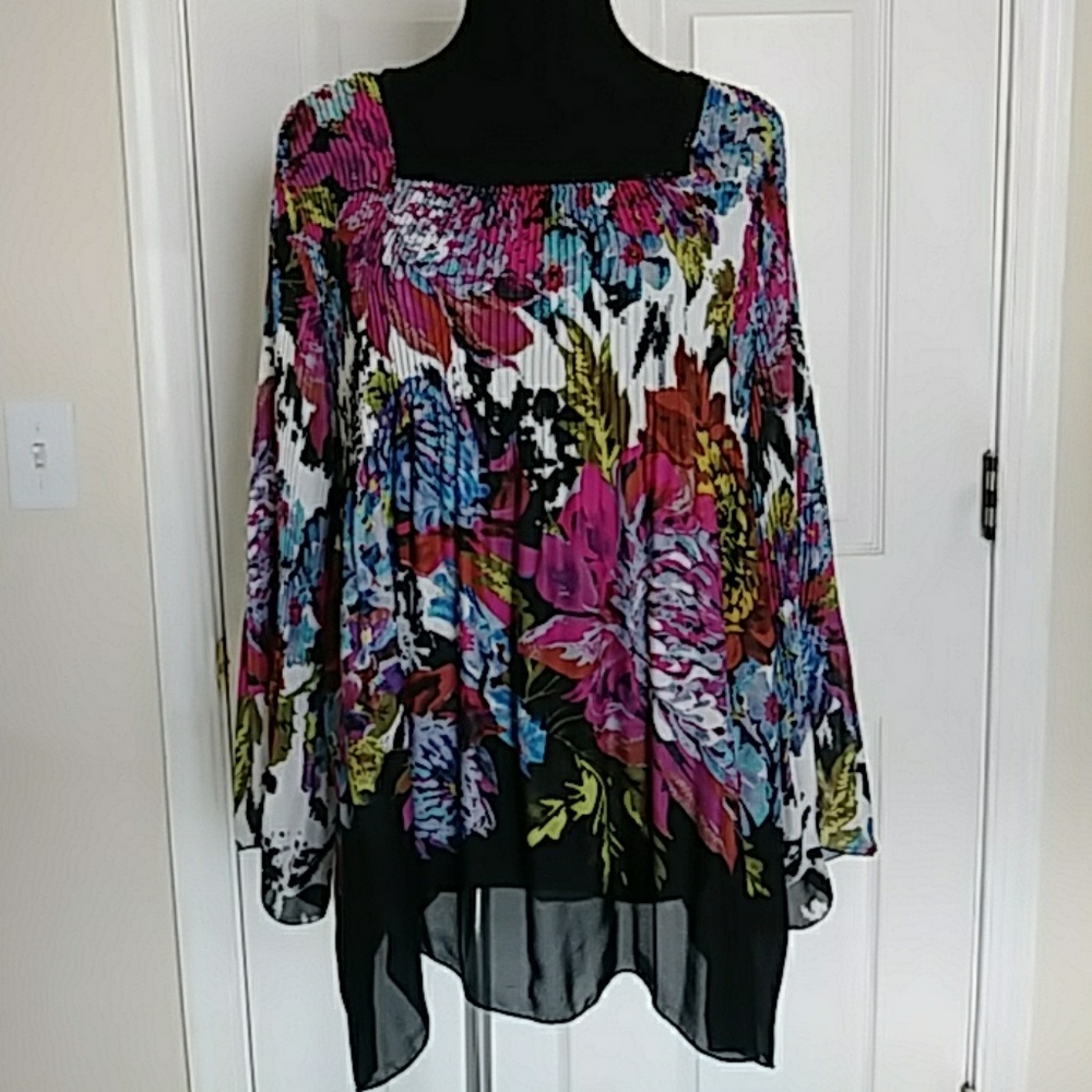 Women's C.J. Banks Long Sleeve Shirt